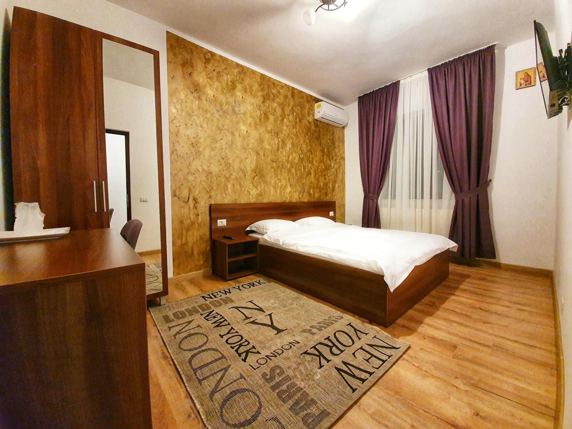 Vily Luxury Rooms Focsani Ngoại thất bức ảnh